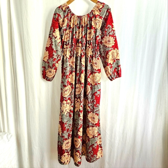 🇨🇦 Honeybea Studio Floral Maxi Dress - Picture 6 of 13